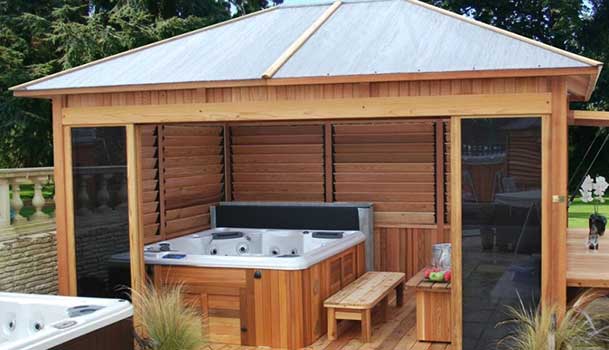 Abri pour spa en bois