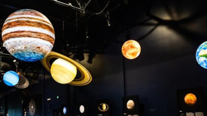 Planètes du système solaire au Cosmodôme de Laval